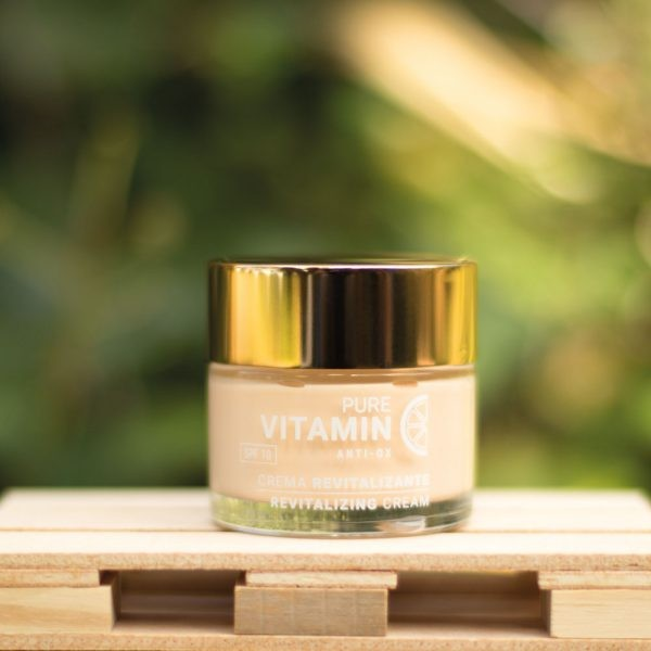 Ревитализиращ крем с Витамин C